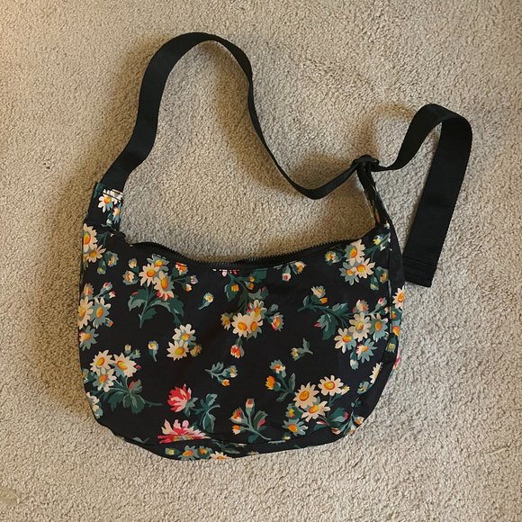 BAGGU Handbags - NWOT | BAGGU x Laura Ashley | *Rhian Daisy* Medium Crescent Bag, Limited Edition